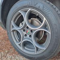 Cerchi 19 Alfa Stelvio Gomme 235/55 19 - 101Y