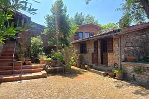 Casale a Proceno
