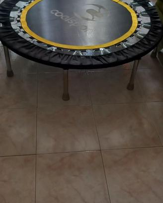 Jamping o trampolino