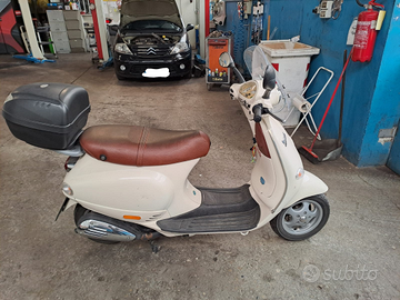 Vespa ET4 125 automatica