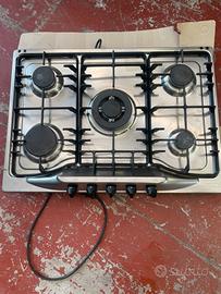 Piano cottura 5 fuochi