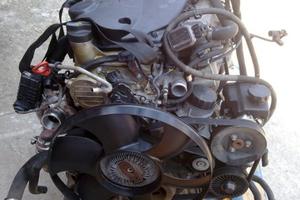Motore e cambio mercedes 2.2 diesel 646986