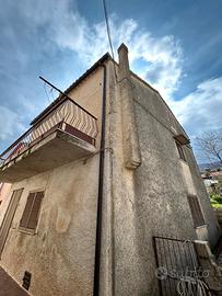 Casa su due piani a Montalto Uffugo (CS)