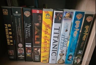 9 videocassette VHS originali da collezione