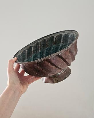 Stampo/vaso in rame, antico