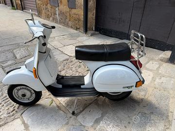 Vespa PX 125 Arcobaleno