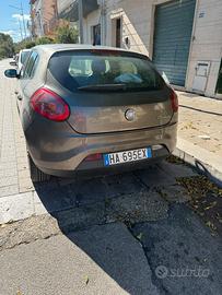 Auto fiat bravo