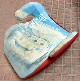 Seggiolino rialzo auto Disney Cars McQueen 15-36kg