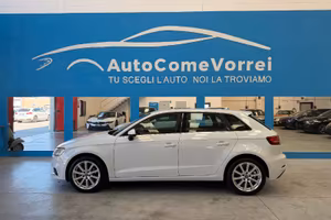 AUDI A3 3ª serie A3 SPB 1.6 TDI 116 CV S troni...