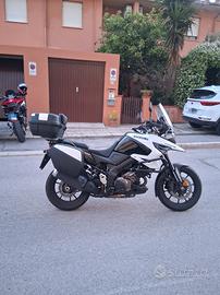 Suzuki V-Strom 1050 come nuova