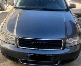 AUDI A4 2ª serie - 2004