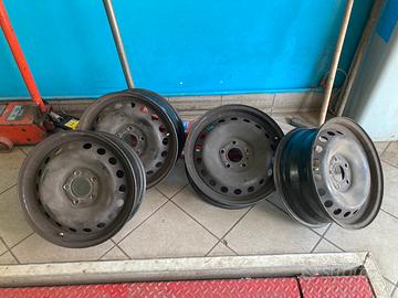 4 cerchi ferro da 17” Nissan Qashqai 2009 1’ serie