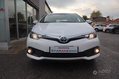 Toyota Auris 1.8 Hybrid Style