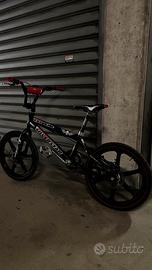 Bicicletta Bmx