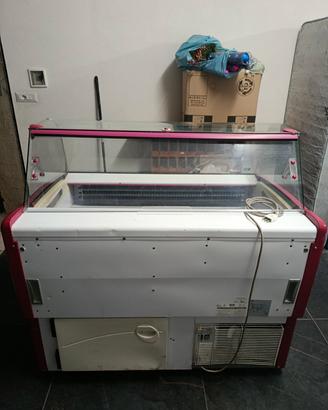 vetrina gelato 10 gusti