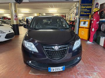 Lancia Ypsilon 1.2 69 CV 5 porte Elefantino