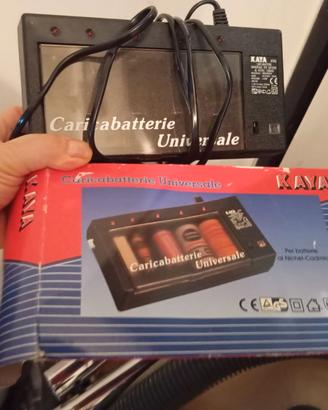 Caricabatterie universale