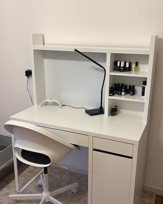 Scrivania IKEA