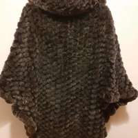 Poncho di pelliccia vera lapin con collo