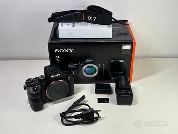 Sony A7 II + 2 Batterie + MemoryStick Pro Duo 4GB