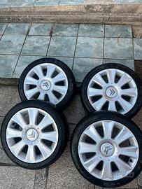 Cerchi e gomme