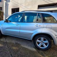 toyota Rav 4 anno 2004