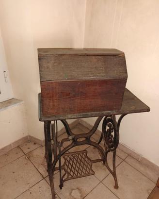 Macchina da cucire Singer originale vintage