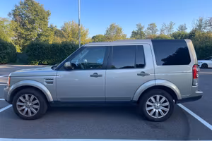 Land rover discovery 4