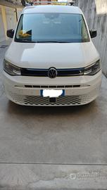 VW Caddy California maxi camper 