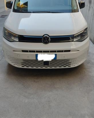 VW Caddy California maxi camper 