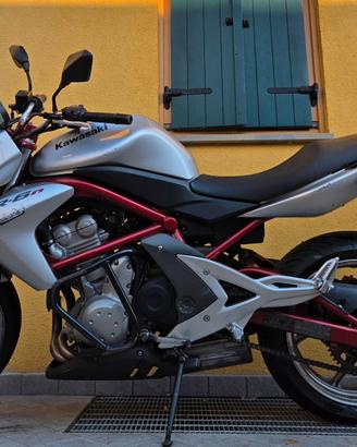 Kawasaki ER6N anno 2007