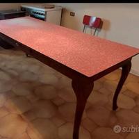tavolo vintage in formica 