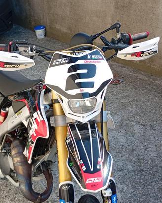 SUZUKI VALENTI SM 50