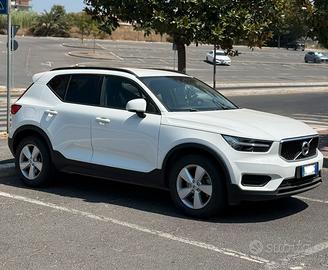 Volvo xc40 t4