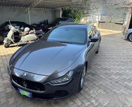 MASERATI Ghibli camera pelle ful_led_peermutee