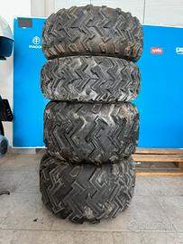 Gomme quad 4 fori