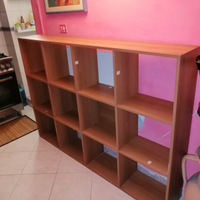 Scaffale in legno