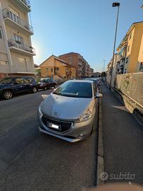 PEUGEOT 208 1.4HDi anno 2014