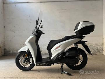 Honda SH150 2025