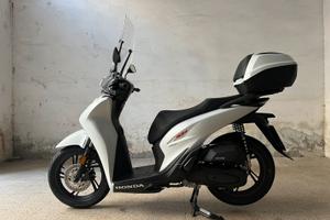 Honda SH150 2025