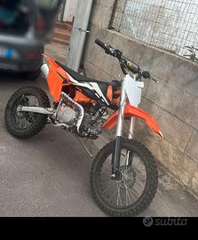 Pit Bike 125cc 4T YX – Ruote 17/14 – 2025 