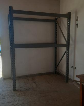 scaffale 