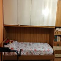 Armadio  e scrivania 