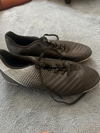 Scarpe da calcio numero 39usato