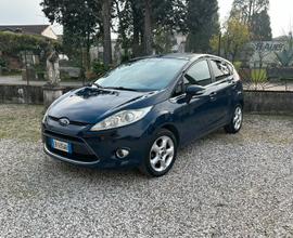 Ford fiesta 1.2 TITANIUM