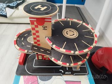 Garage/parcheggio in legno