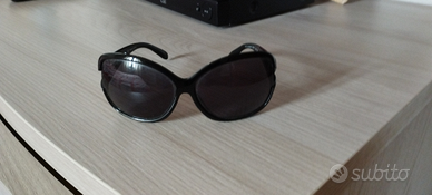 Occhiali da sole Benetton