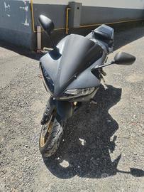 Yamaha R1 del 2003