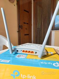 ADSL2+Modem Router tp-link- 300 Mbps Wi-Fi