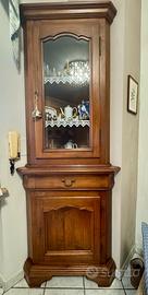 Angoliera in legno massiccio